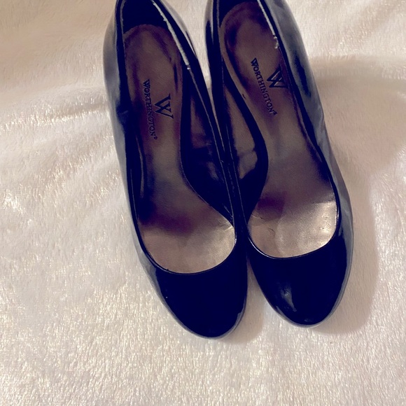 Worthington wedge patent leather heels - Picture 2 of 4